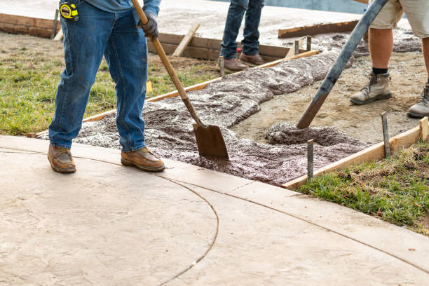 Best Affordable Concrete Contractor  in Country Club Hills, MO