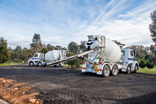 Best Concrete Flooring Contractor  in Country Club Hills, MO
